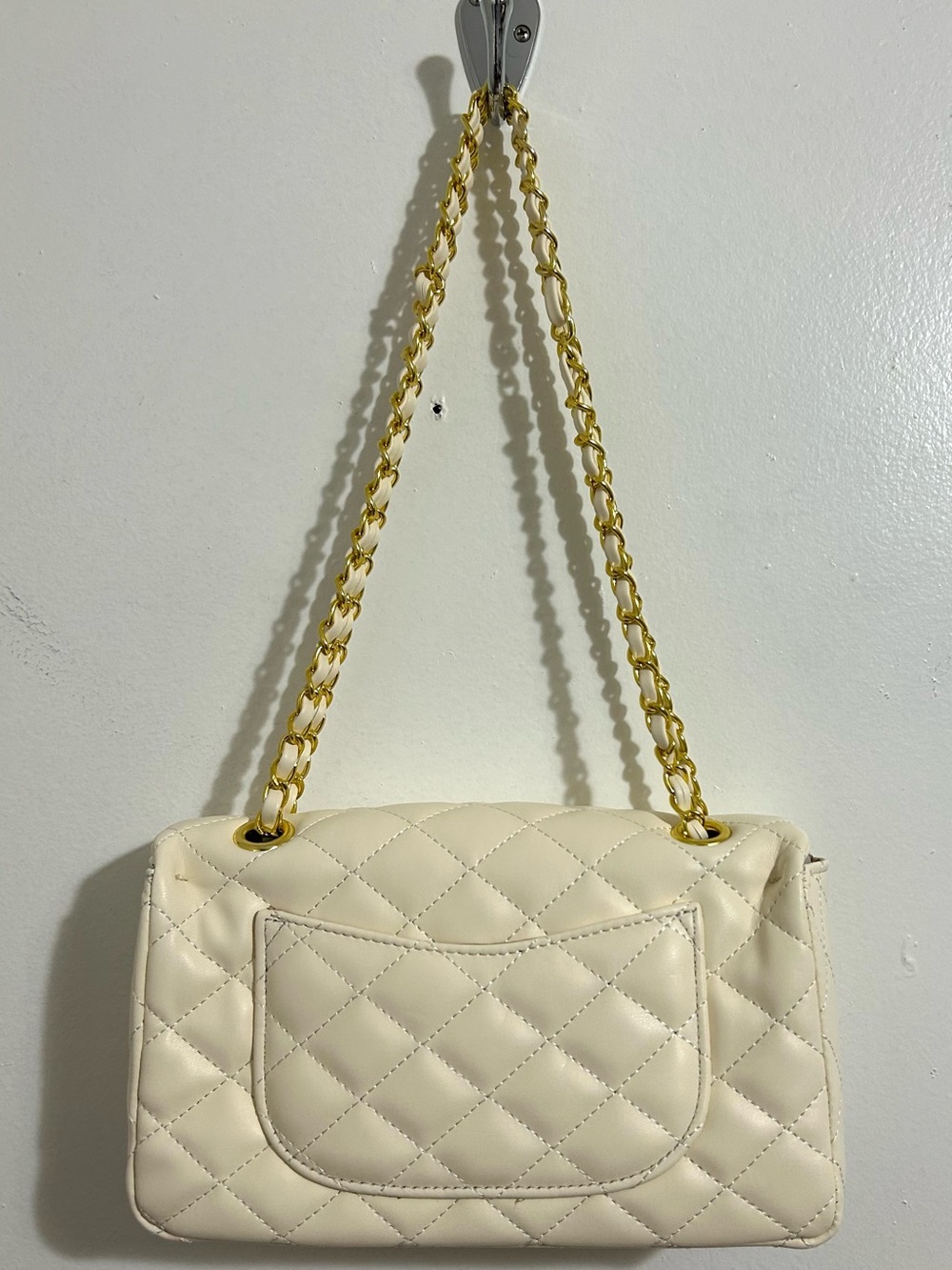 Quilted Medium Shoulder Bag